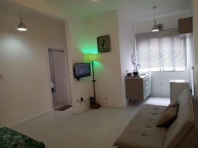 Apartamento do Bruno - 1 quarto e sala predio vista ao mar- frente a praia do gonzaga